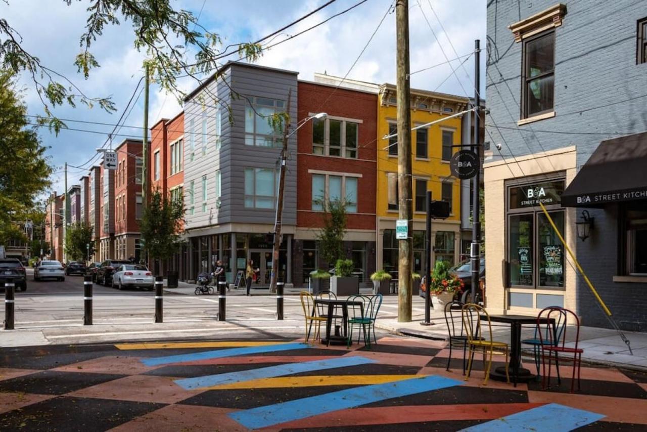 Soaring 2-bedroom Parkside Loft Walkable To It *